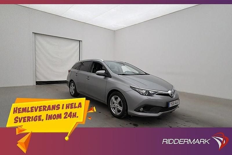 Grå Begagnad 2016 Toyota Auris Touring Sports Kombi | 124 900 kr (Marknadspris) - Bild 1/3