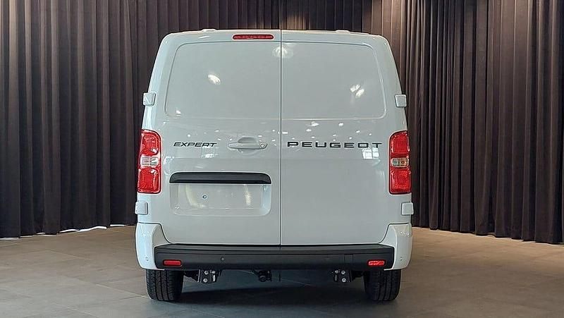 Begagnad Peugeot Expert 177 HK (130 kW) 2024 Vit Van