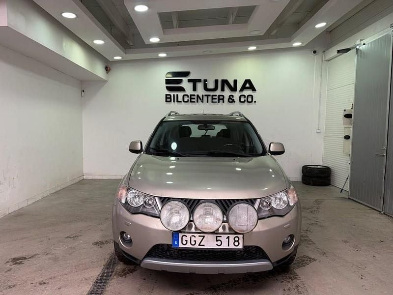 Begagnad Mitsubishi Outlander 140 HK (102 kW) 2007 Brun SUV