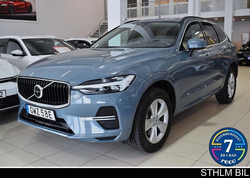 Grå Begagnad 2021 Volvo XC60 Momentum SUV | 409 000 kr (Bra pris) - Bild 1/4