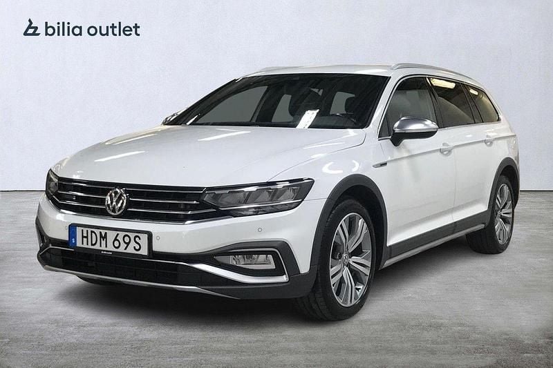Vit Begagnad 2019 VW Passat Alltrack Kombi | 229 900 kr (Marknadspris) - Bild 1/4