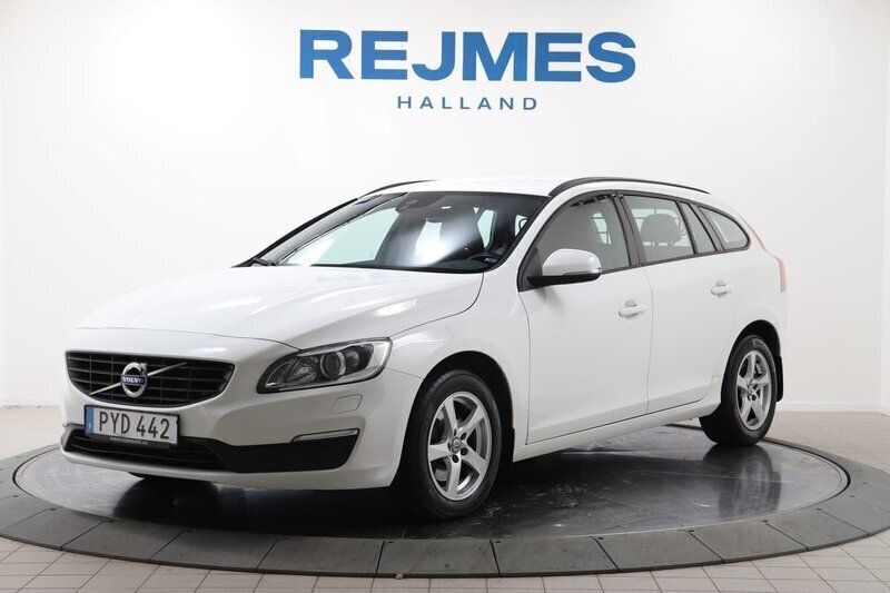 Vit Begagnad 2018 Volvo V60 Standard Kombi | 149 500 kr (Dyr) - Bild 1/4