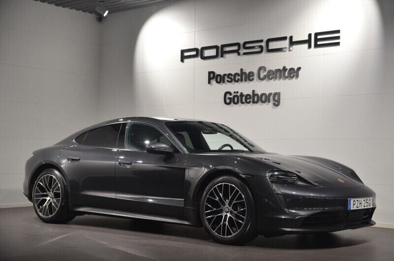 Mörkgrå (grey) Begagnad 2021 Porsche Taycan Sedan | 619 000 kr (Bra pris) - Bild 1/4