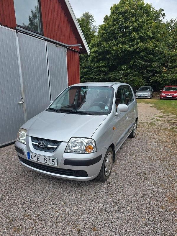 Silver Begagnad 2006 Hyundai Atos Prime Halvkombi | 18 000 kr - Bild 1/4