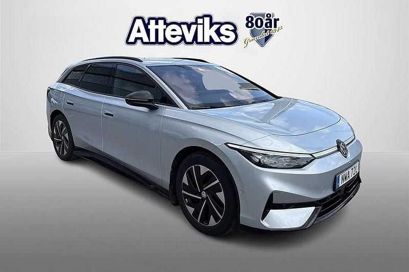 Silver Begagnad 2024 VW ID.7 Pro Kombi | 549 900 kr (Lite dyr) - Bild 1/4