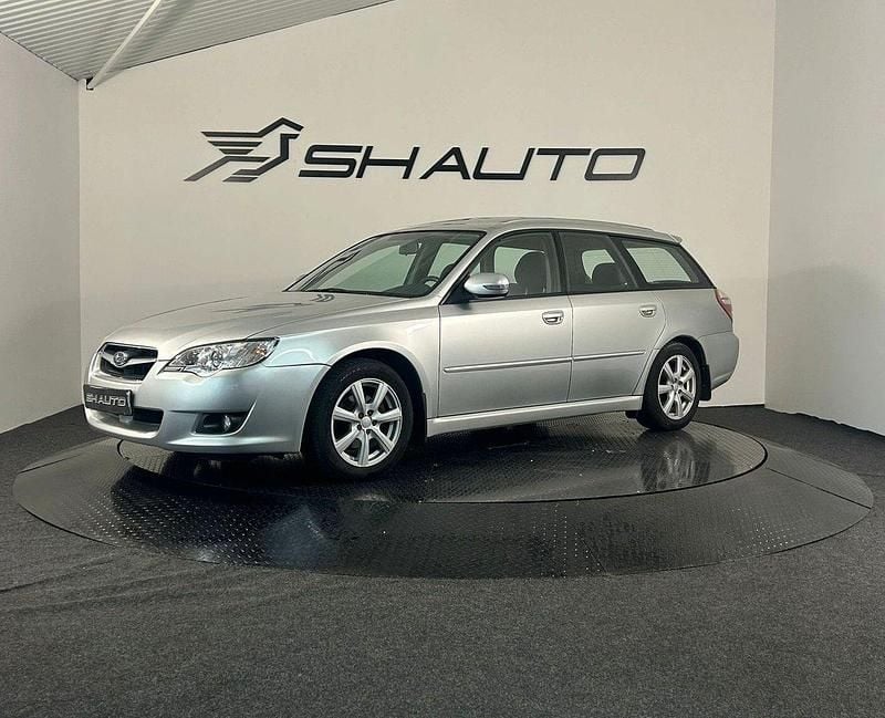 Silver Begagnad 2007 Subaru Legacy Kombi | 49 900 kr (Lite dyr) - Bild 1/4