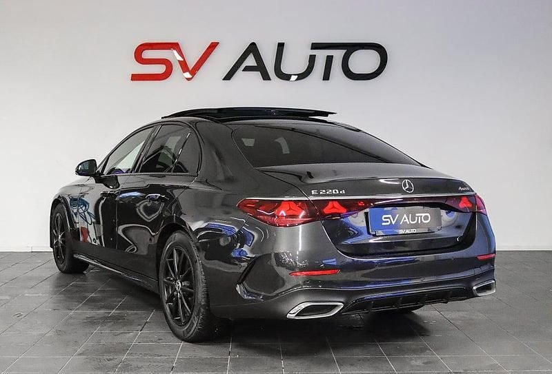 Begagnad Mercedes E220 AMG 197 HK (144 kW) 2024 Grå Sedan