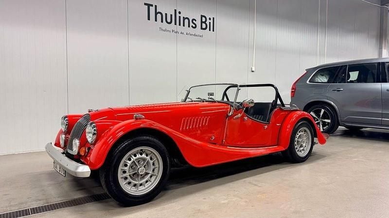 Röd Begagnad 1985 Morgan Plus 8 Cab | 349 900 kr - Bild 1/4