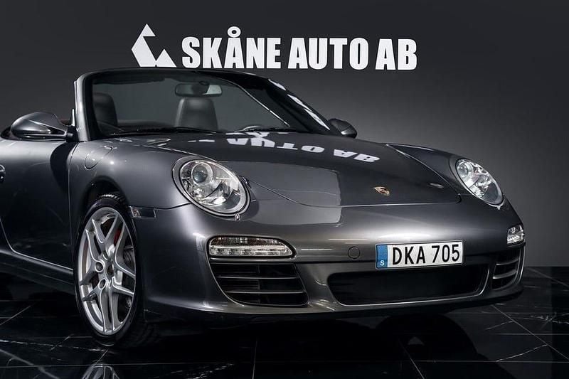 Begagnad Porsche 911 Carrera 4S Cabriolet 385 HK (283 kW) 2008 Grå Cab