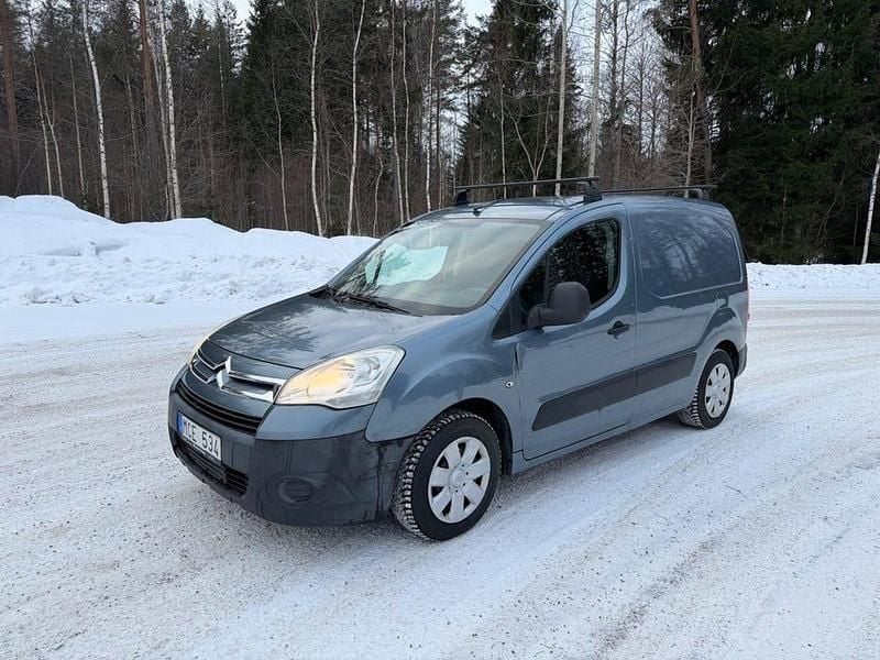 Grå Begagnad 2011 Citroën Berlingo Minibuss | 33 000 kr (Superpris) - Bild 1/4