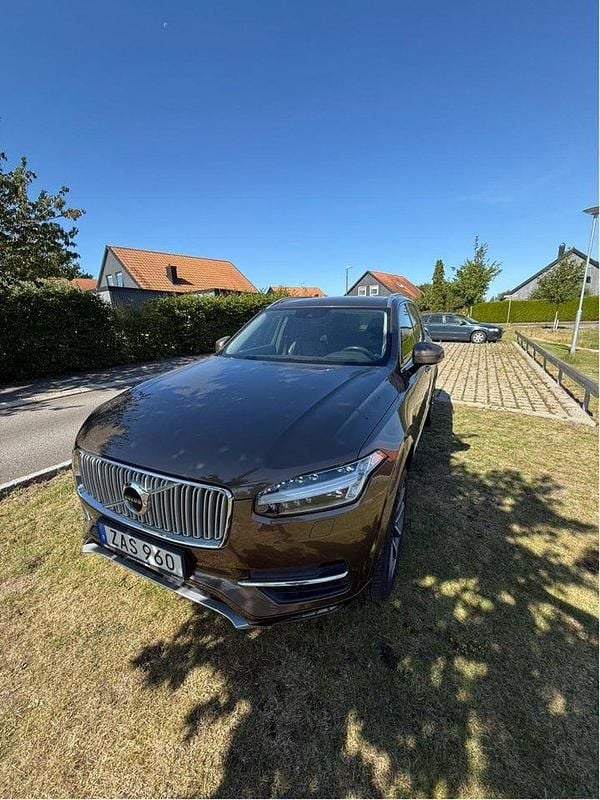 Brun Begagnad 2018 Volvo XC90 Inscription SUV | 360 000 kr (Superpris) - Bild 1/4
