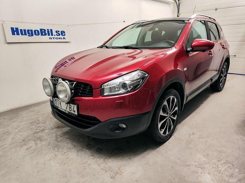 Begagnad Nissan Qashqai Tekna 131 HK (96 kW) 2012 Röd SUV