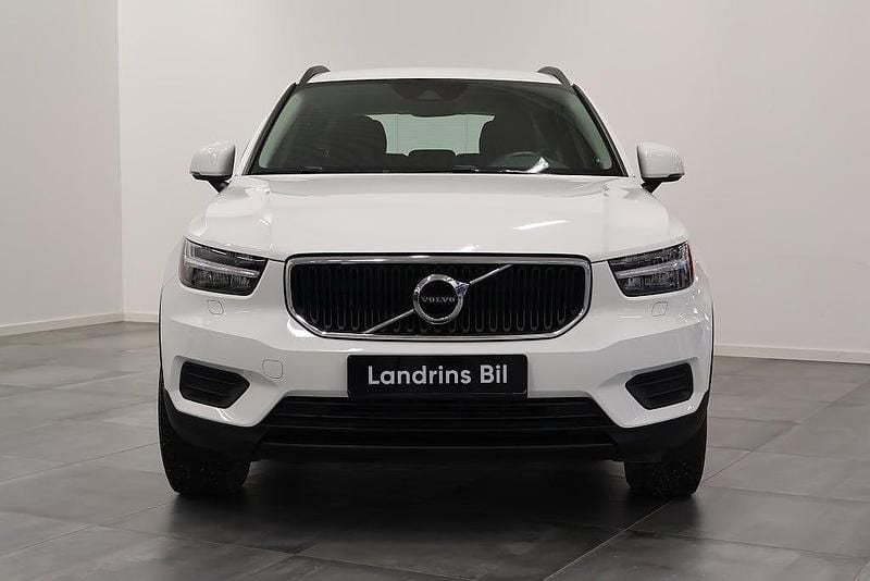 Begagnad Volvo XC40 Kinetic 163 HK (119 kW) 2019 Vit SUV