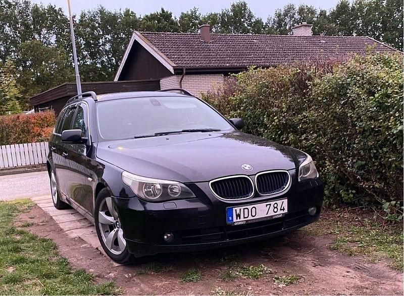 Begagnad 2005 BMW 525 Kombi | 48 000 kr - Bild 1/4