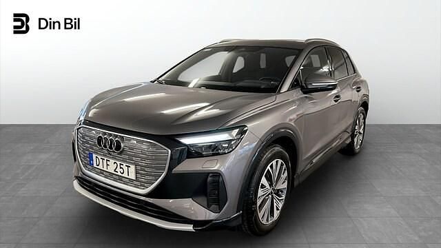 Grå Begagnad 2022 Audi Q4 e-tron Proline SUV | 419 900 kr (Marknadspris) - Bild 1/3