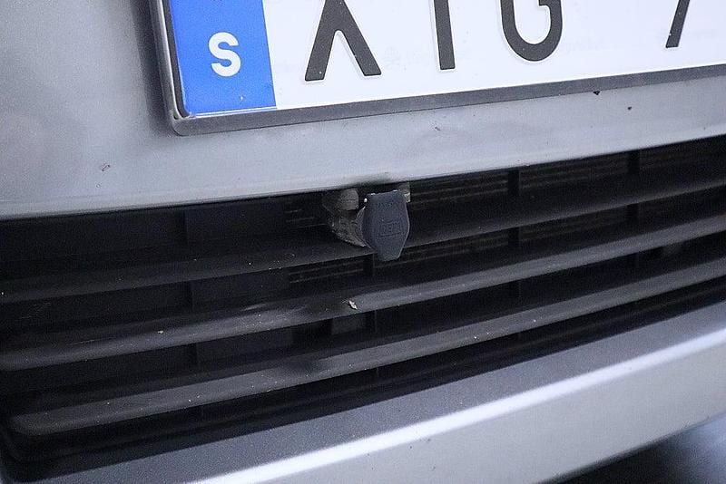 Begagnad Suzuki Swift 102 HK (75 kW) 2006 Silver Halvkombi