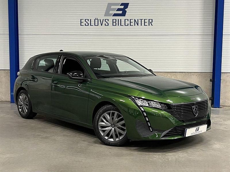 Grön Begagnad 2022 Peugeot 308 Halvkombi | 189 990 kr (Marknadspris) - Bild 1/4