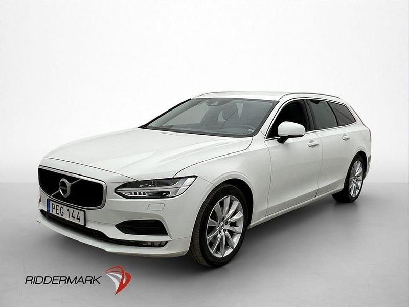 Begagnad Volvo V90 Momentum 150 HK (110 kW) 2017 Vit Kombi