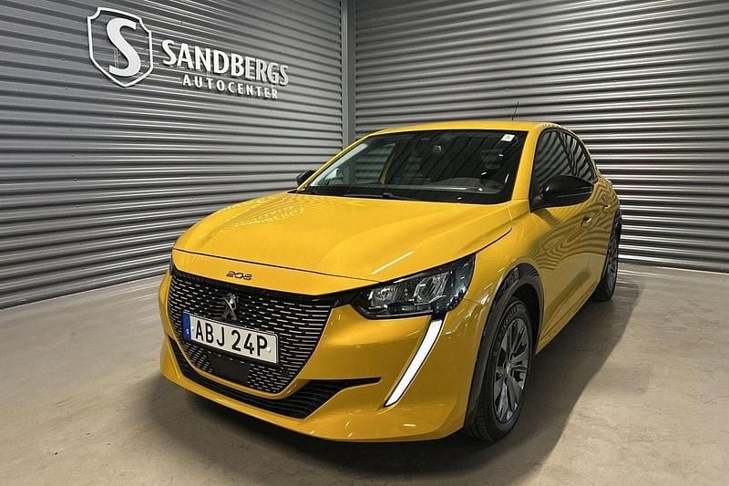 Gul Begagnad 2022 Peugeot e-208 Allure Halvkombi | 179 500 kr (Marknadspris) - Bild 1/4