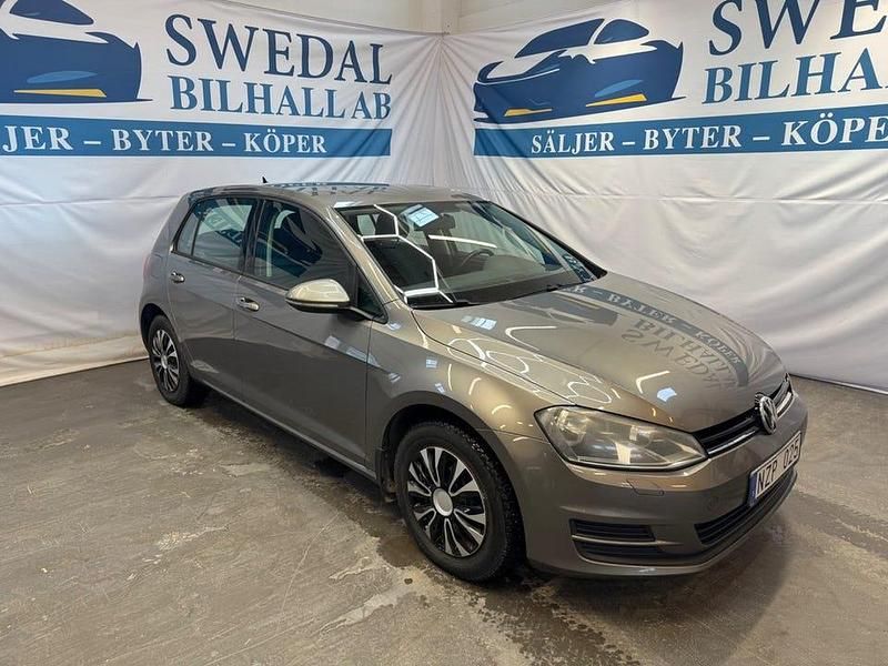 Begagnad VW Golf VII 105 HK (77 kW) 2014 Grå