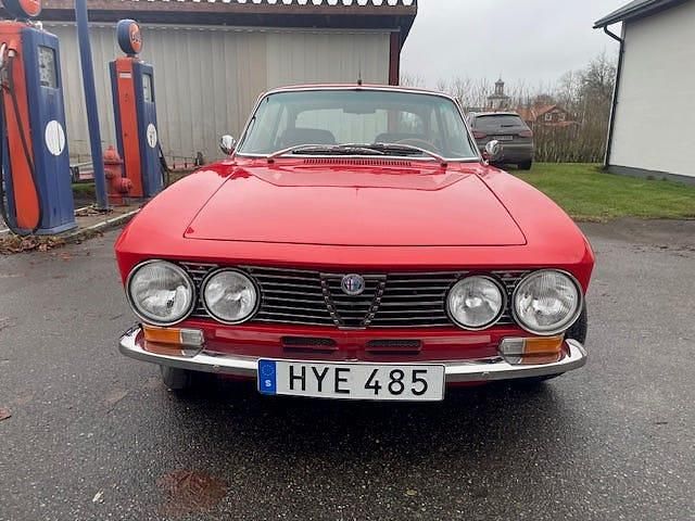 Begagnad 1975 Alfa Romeo GT Junior Sportkupé | 360 000 kr - Bild 1/4