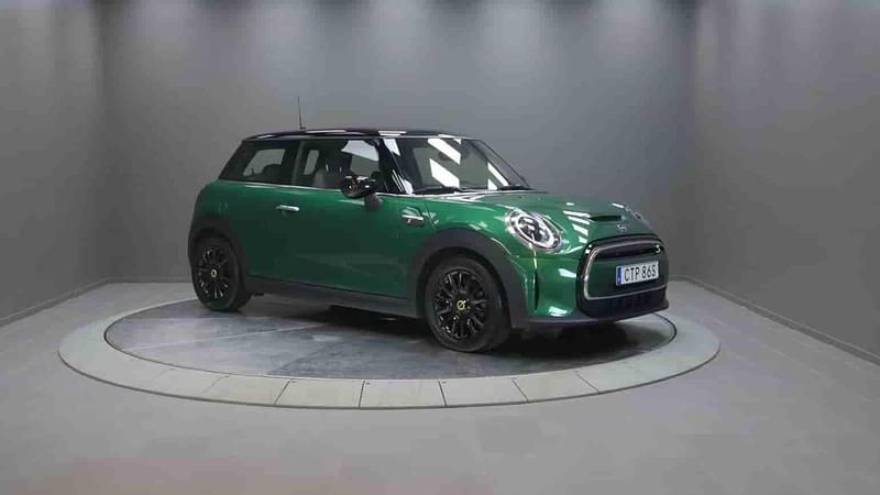 Grön Begagnad 2023 Mini Cooper SE Halvkombi | 229 000 kr - Bild 1/1