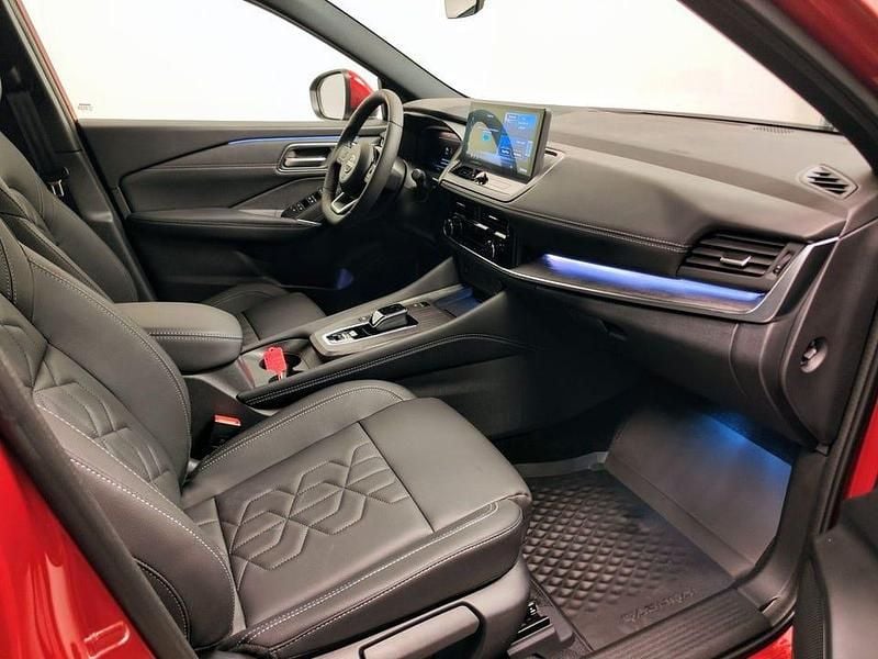 Ny Nissan Qashqai Tekna 190 HK (139 kW) 2025 Sunset red SUV