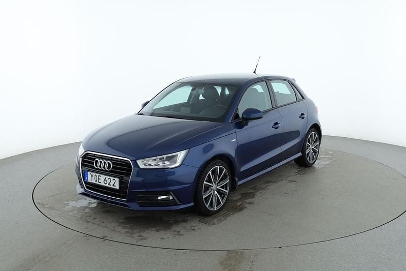 Blå Begagnad 2017 Audi A1 Sportback S-Line Halvkombi | 135 000 kr (Marknadspris) - Bild 1/3