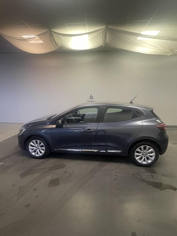 Begagnad Renault Clio V Zen 101 HK (74 kW) 2020 Grå Halvkombi