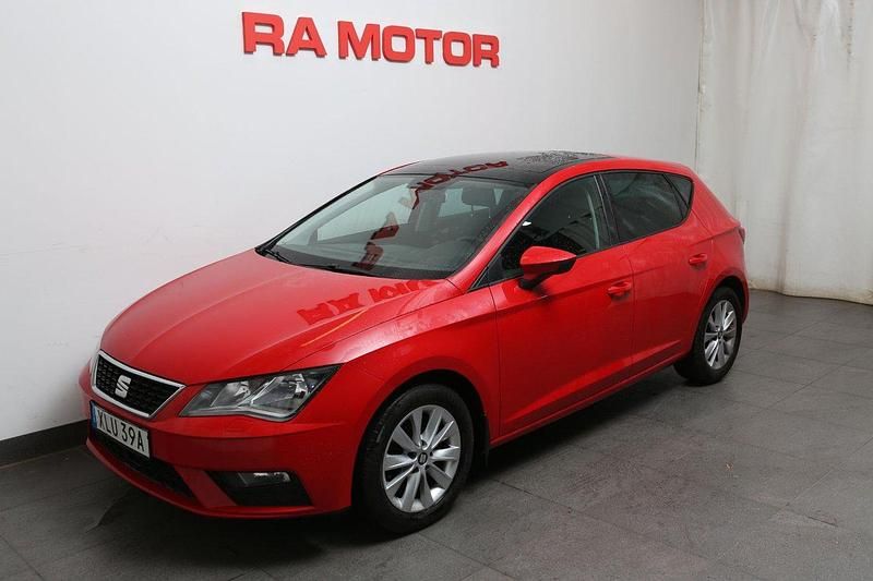 Röd Begagnad 2019 Seat Leon Style Halvkombi | 129 800 kr (Marknadspris) - Bild 1/3