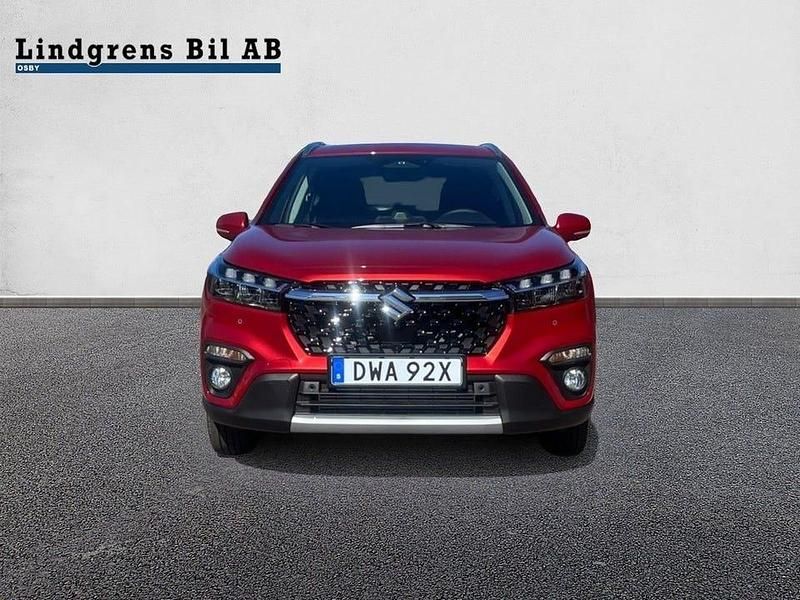 Ny Suzuki SX4 S-Cross 111 HK (81 kW) 2025 Röd metallic SUV