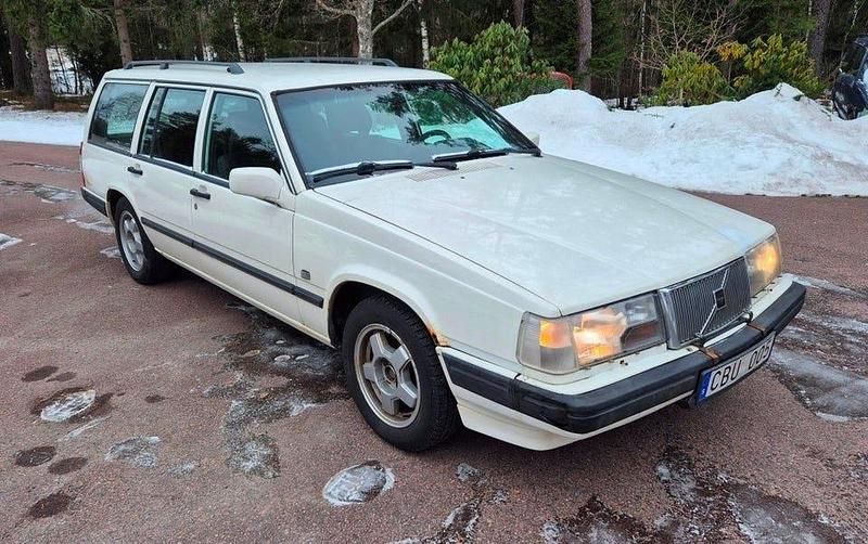 Vit Begagnad 1998 Volvo 940 Standard Kombi | 10 000 kr - Bild 1/4