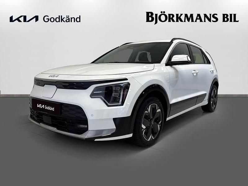 Begagnad Kia e-Niro 150 kW (204 HK) 2022 Vit SUV