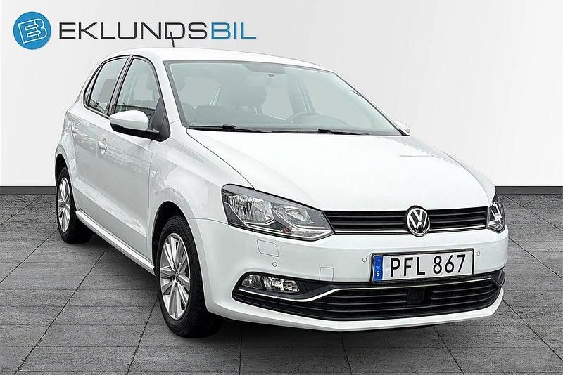 Begagnad VW Polo 90 HK (66 kW) 2017 Vit Halvkombi