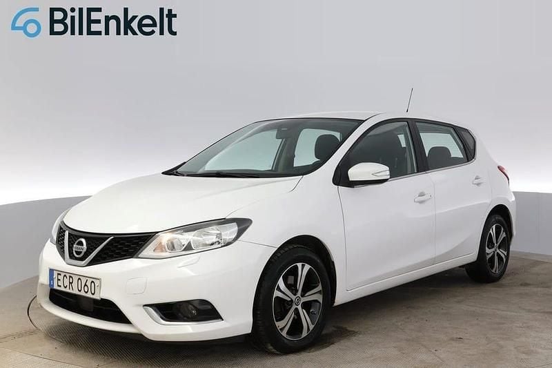 Begagnad Nissan Pulsar 116 HK (85 kW) 2015 Vit Halvkombi