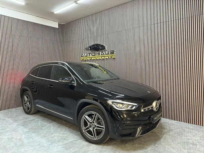 Begagnad Mercedes GLA250 AMG 218 HK (160 kW) 2023 Svart SUV