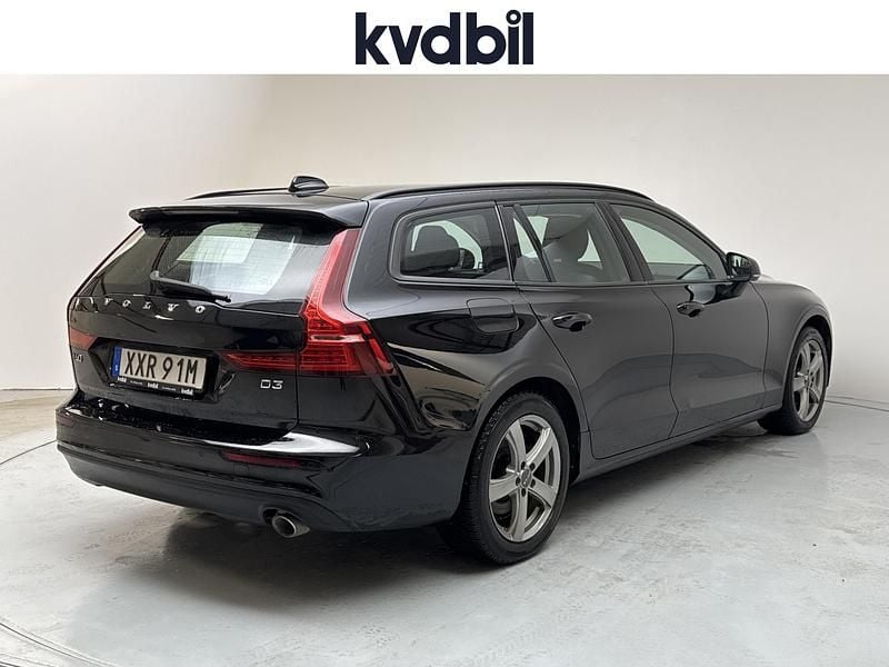 Begagnad Volvo V60 2020 Svart Kombi