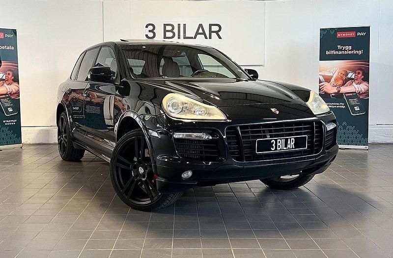Svart Begagnad 2007 Porsche Cayenne Turbo Black Edition SUV | 149 000 kr - Bild 1/4