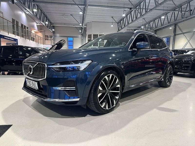 Mörkblå Begagnad 2022 Volvo XC60 Inscription SUV | 469 900 kr (Superpris) - Bild 1/4