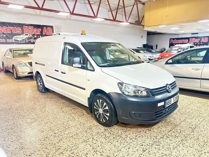 Vit Begagnad 2013 VW Caddy Maxi Minibuss | 79 900 kr (Marknadspris) - Bild 1/4