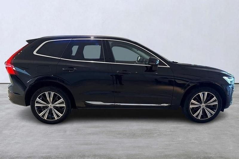 Begagnad Volvo XC60 Ultimate 462 HK (339 kW) 2023 Svart SUV