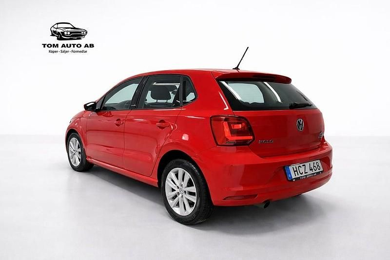 Begagnad VW Polo 90 HK (66 kW) 2016 Röd Halvkombi