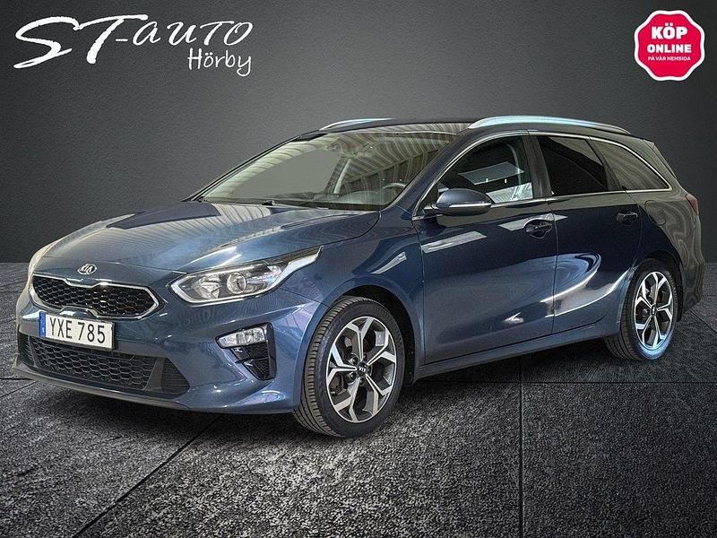 Blå Begagnad 2018 Kia Ceed Sportswagon Kombi | 159 900 kr (Dyr) - Bild 1/4