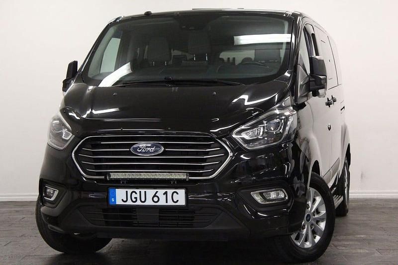 Svart Begagnad 2019 Ford Tourneo Minibuss | 209 900 kr (Dyr) - Bild 1/4