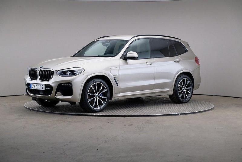 Ljusgrå Begagnad 2021 BMW X3 M Sport SUV | 365 000 kr (Superpris) - Bild 1/4