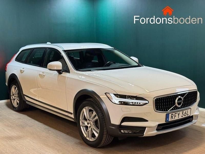 Vit Begagnad 2019 Volvo V90 CC Kombi | 244 800 kr (Bra pris) - Bild 1/4