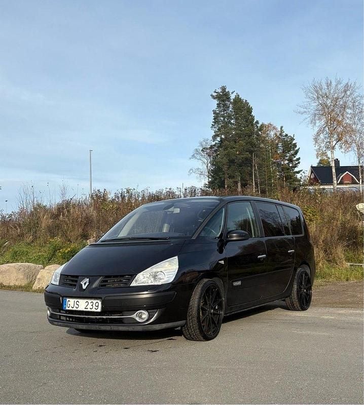 Svart Begagnad 2008 Renault Grand Espace Minibuss | 45 000 kr (Marknadspris) - Bild 1/4