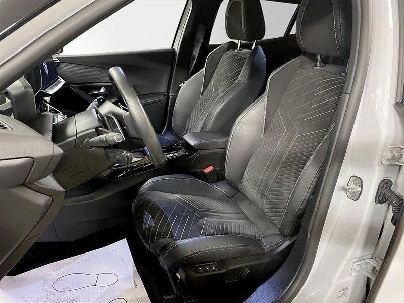 Begagnad Peugeot 2008 GTi 131 HK (96 kW) 2024 Vit SUV