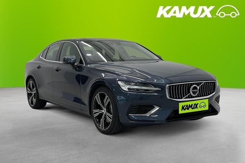 Blå Begagnad 2021 Volvo S60 Inscription Sedan | 397 400 kr (Marknadspris) - Bild 1/4