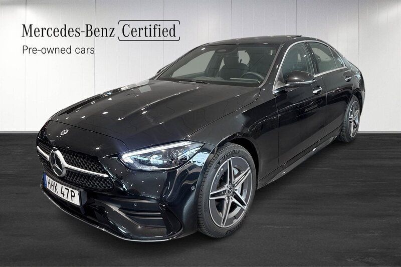 Svart Begagnad 2023 Mercedes C300e AMG line Sedan | 538 900 kr (Dyr) - Bild 1/4